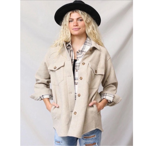 Oatmeal Over sized jacket - Picture 6 of 6